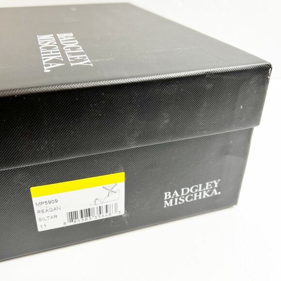 BADGLEY MISCHKA REAGAIN EMBELLISHED WEDGE SILVER WOMEN HEELS SIZE 11M BRAND NEW - Picture 3 of 12